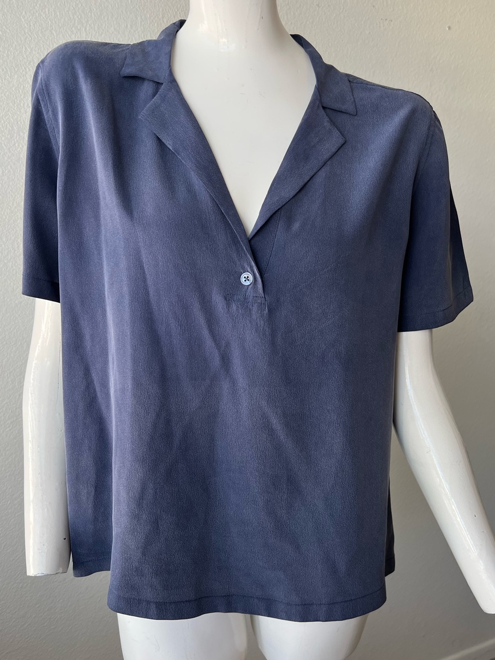 EQUIPTMENT Dillon SILK T-Shirt